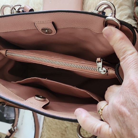 Gorgeous Coach Soft Blush Pink Minetta Satchel/Crossbody & Wallet Set 🩷 - Picture 12 of 17